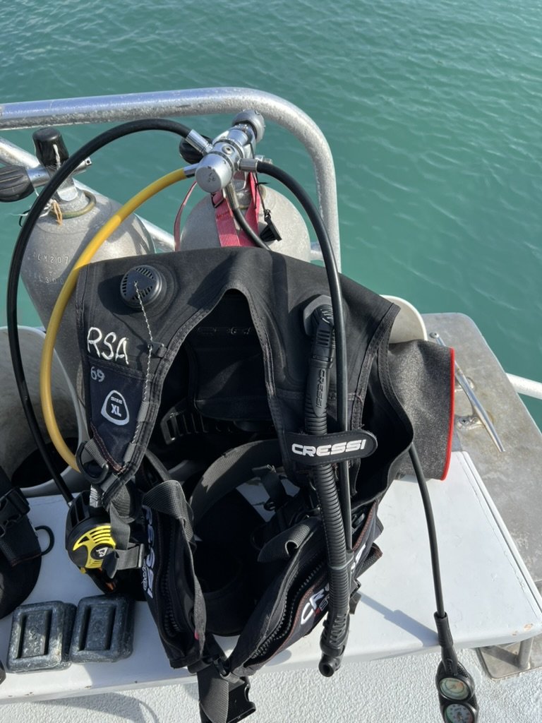 Scuba gear